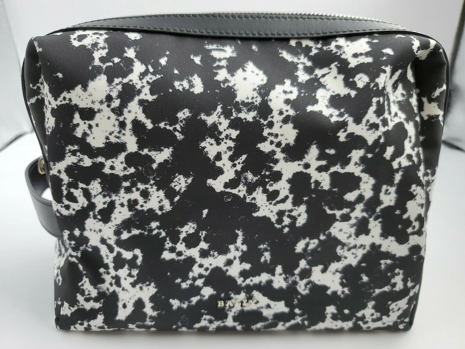 Bally Mallory Men's 6214641 Black/White Essentials Accessories Bag