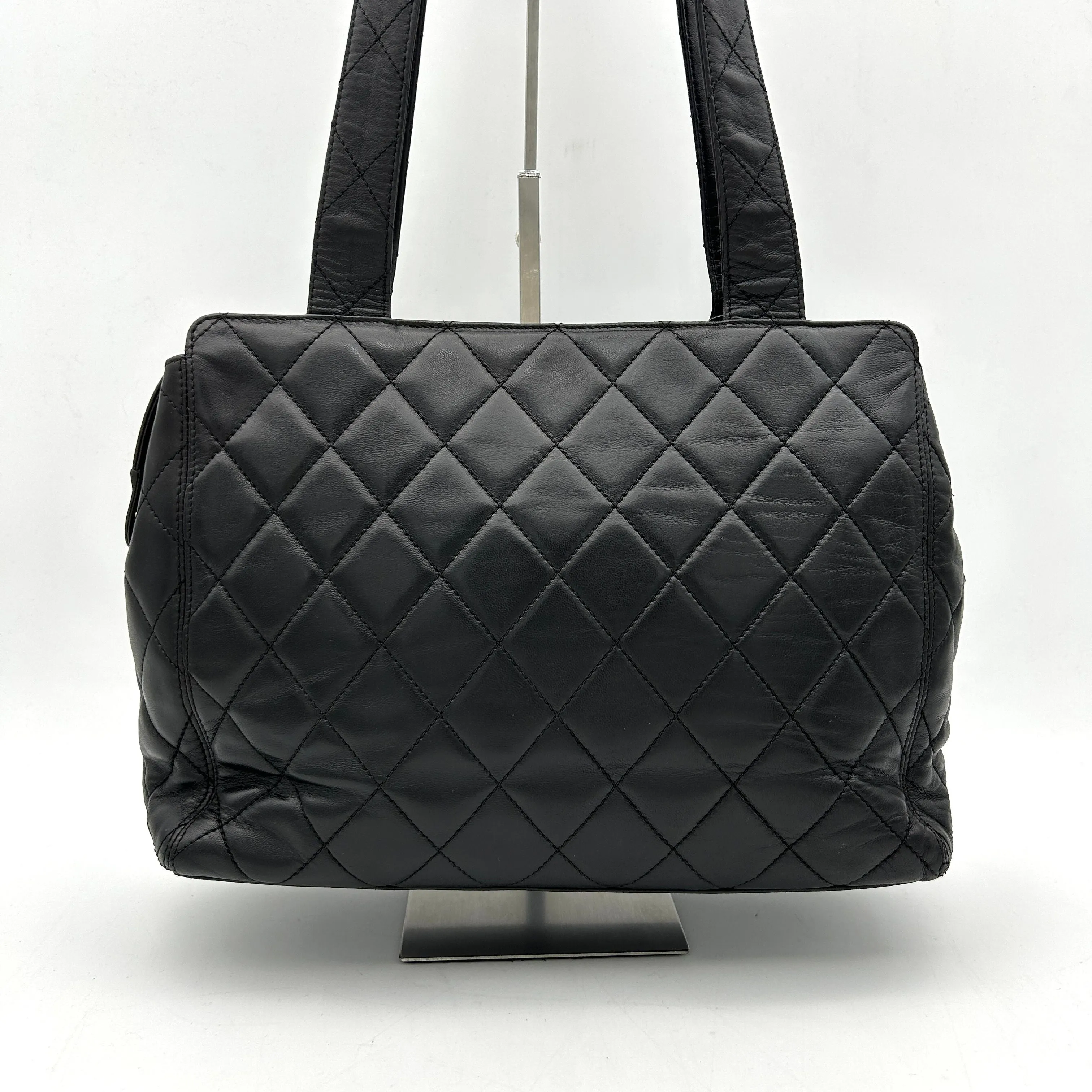 Chanel Vintage Quilted CC Pocket Tote - Black Totes, Handbags ch9993vf