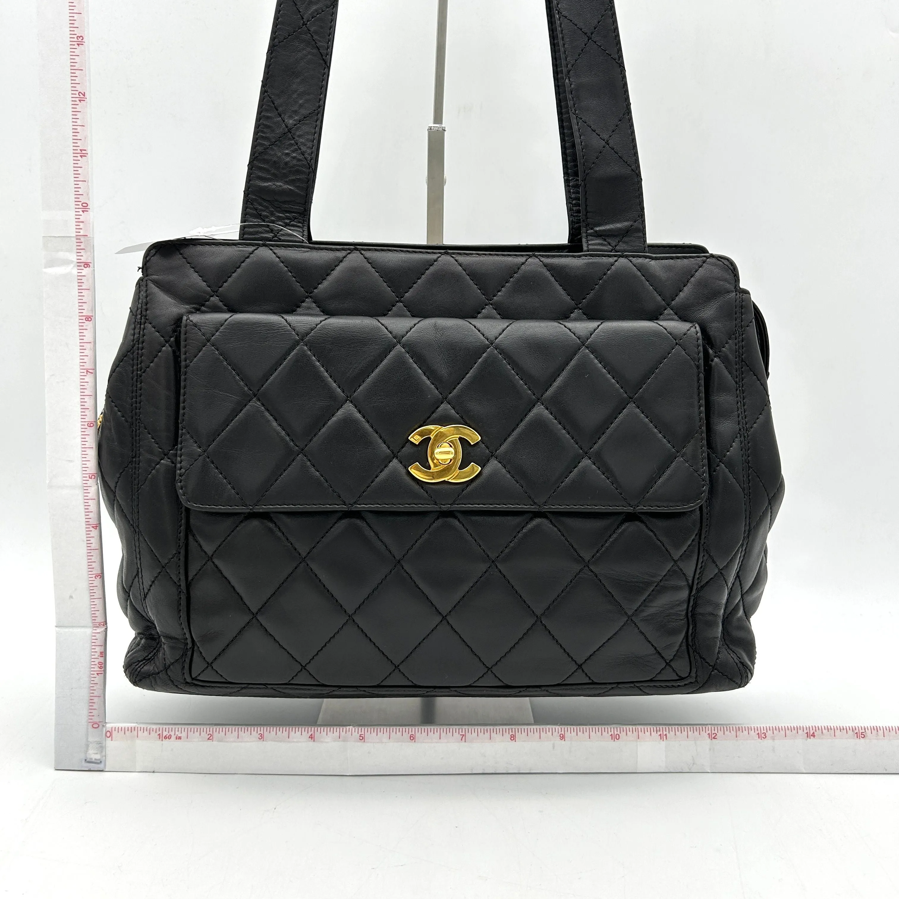 Chanel Vintage Quilted CC Pocket Tote - Black Totes, Handbags ch9993vf