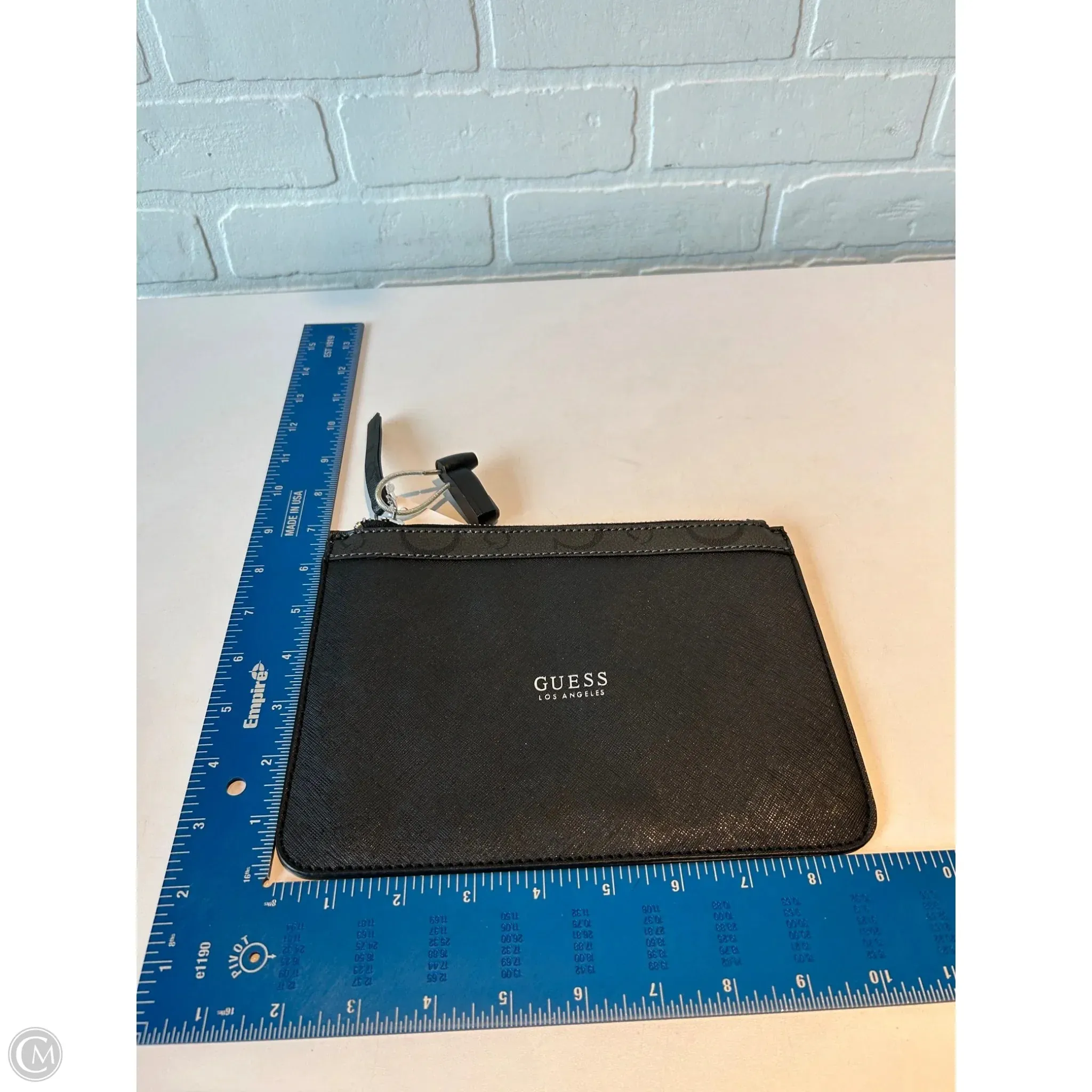 Clutch By Guess, Size: Medium