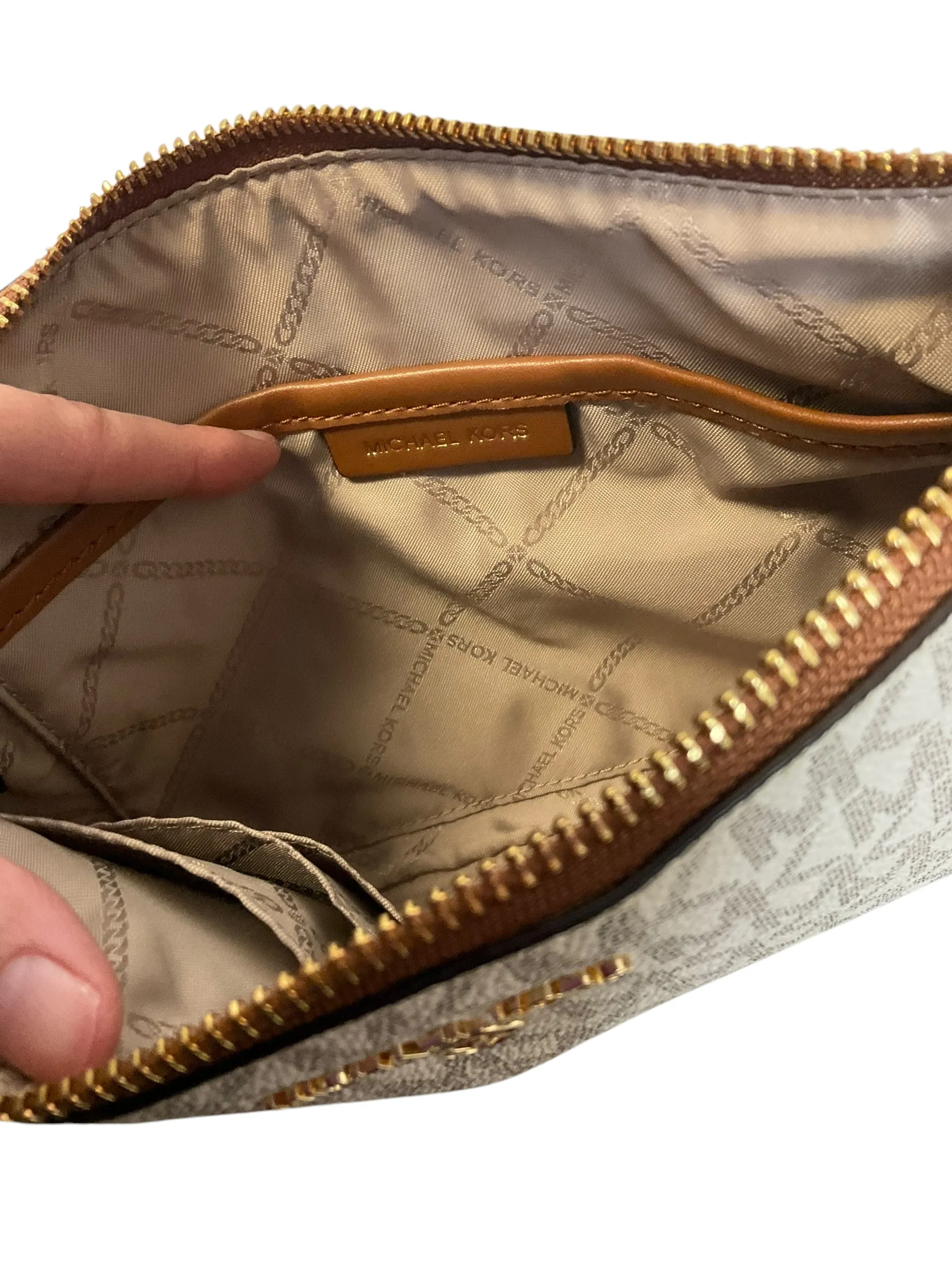 Clutch Designer By Michael Kors  Size: Large