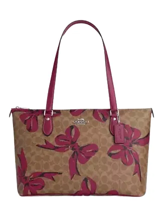 Coach Gallery Tote Bag In Signature Canvas With Bow Print