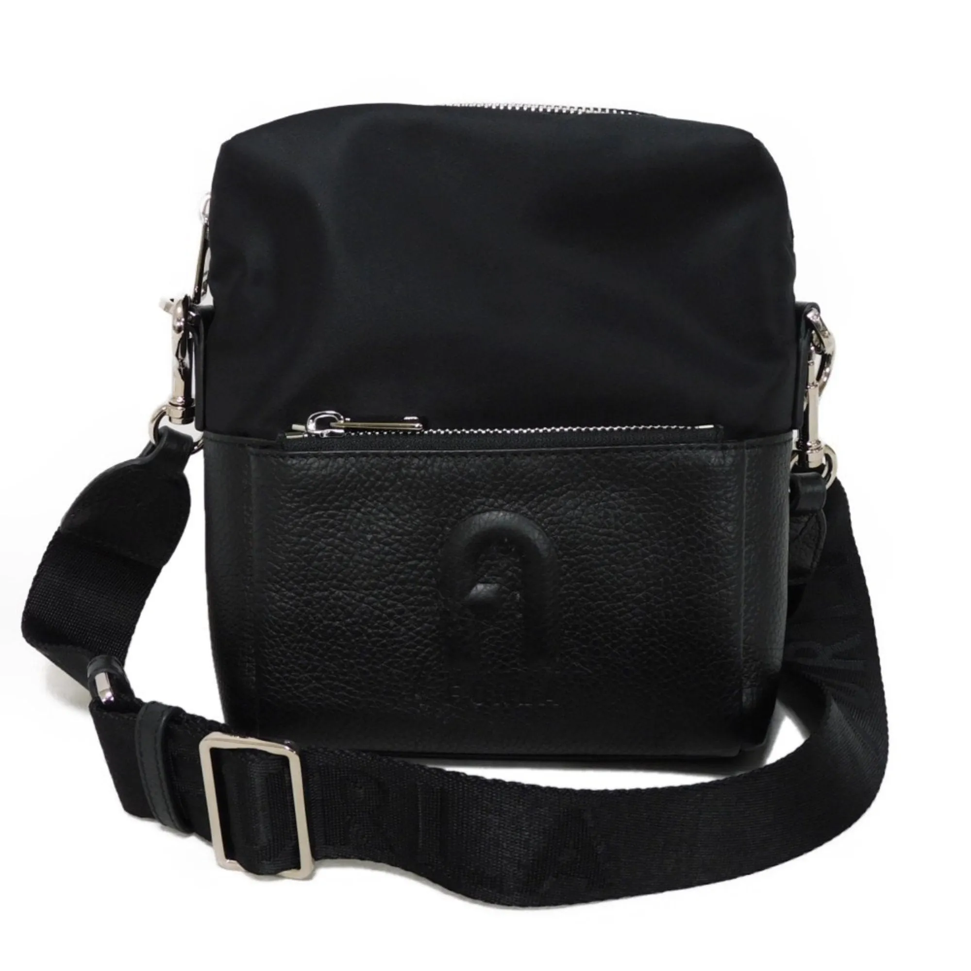 Furla Leather Shoulder Bag (Pre-Owned)