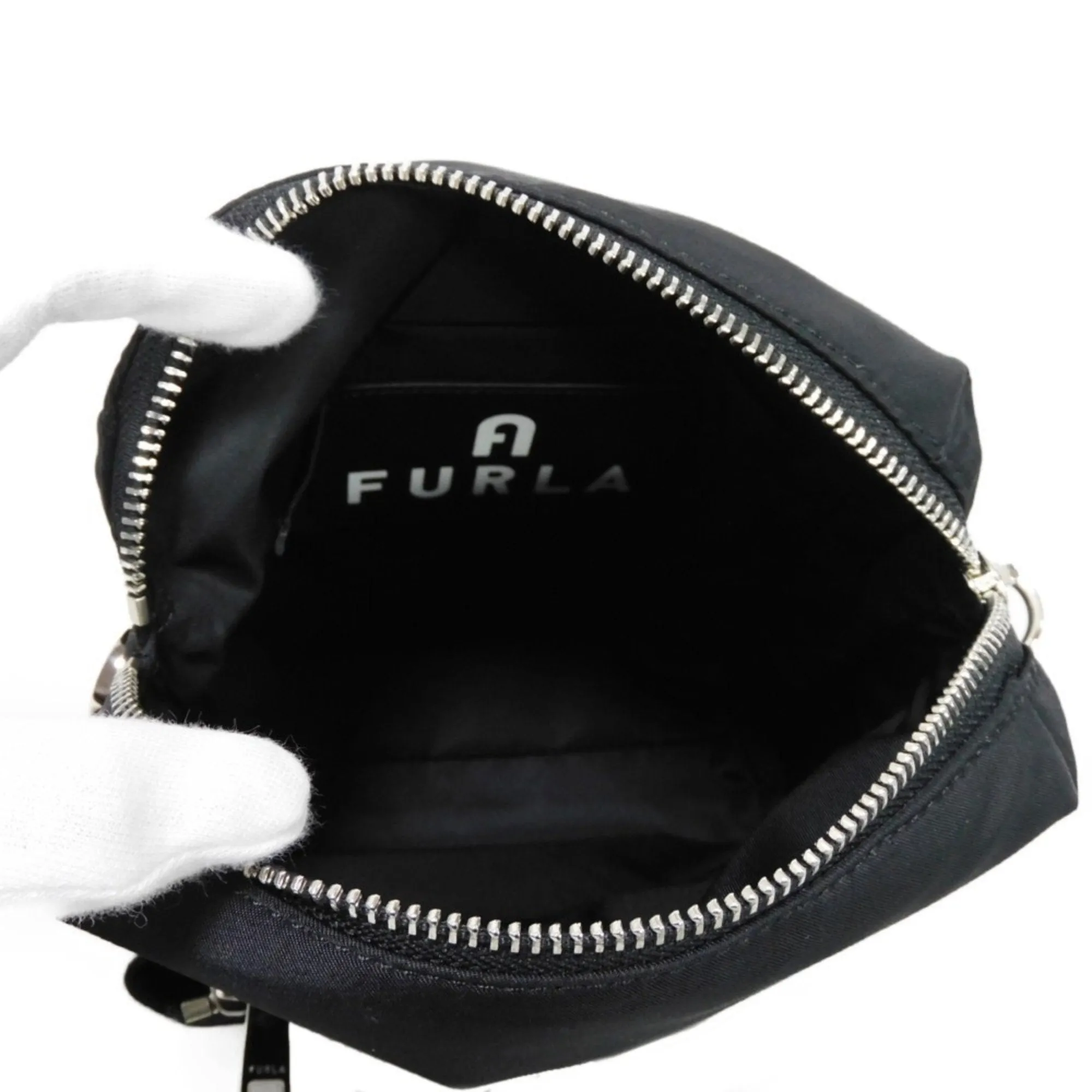 Furla Leather Shoulder Bag (Pre-Owned)