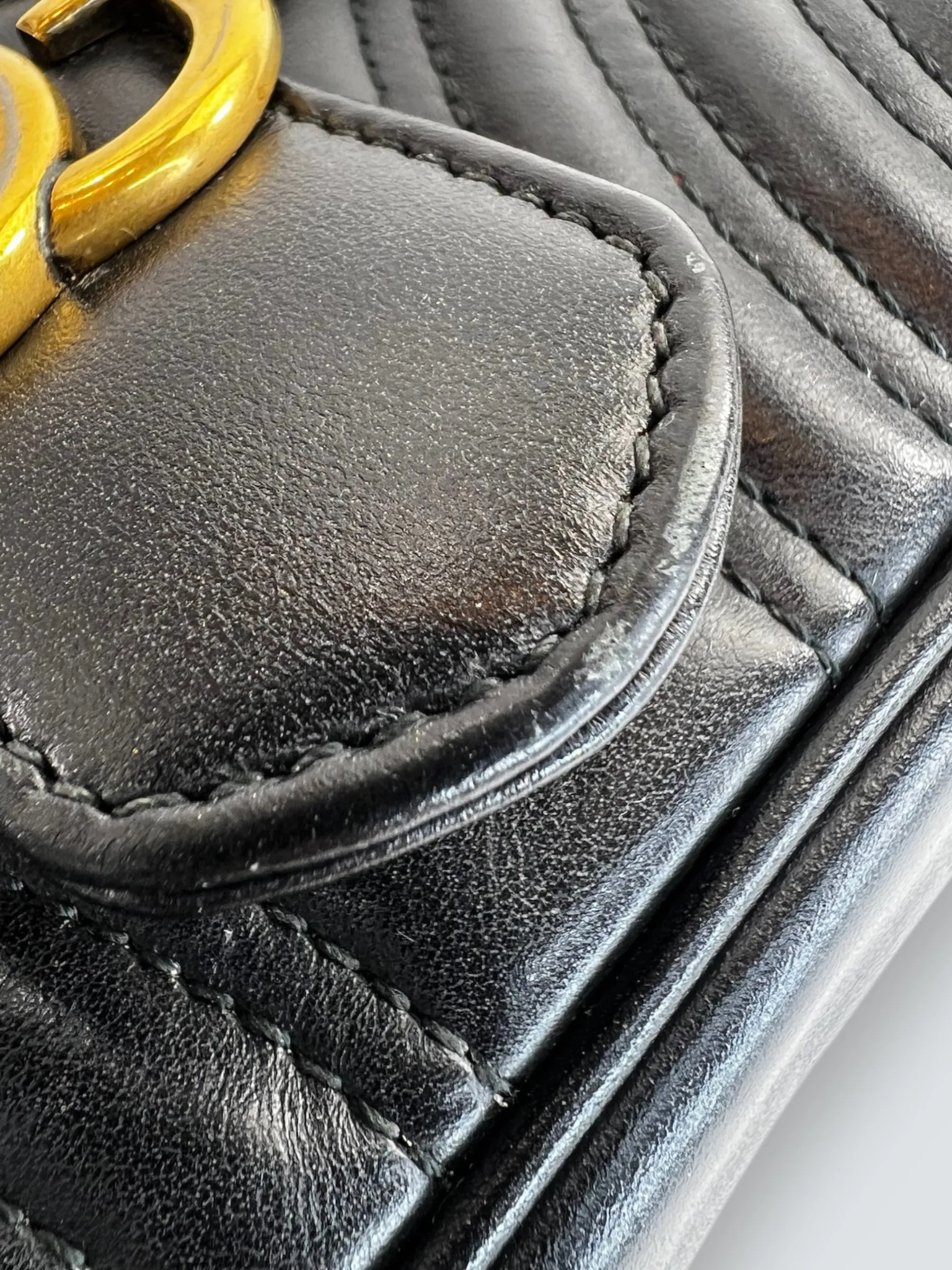 Gucci Black Leather Small GG Marmont GG Crossbody