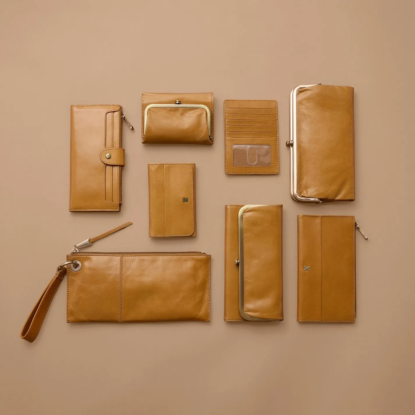 Lauren Clutch-Wallet In Polished Leather - Natural