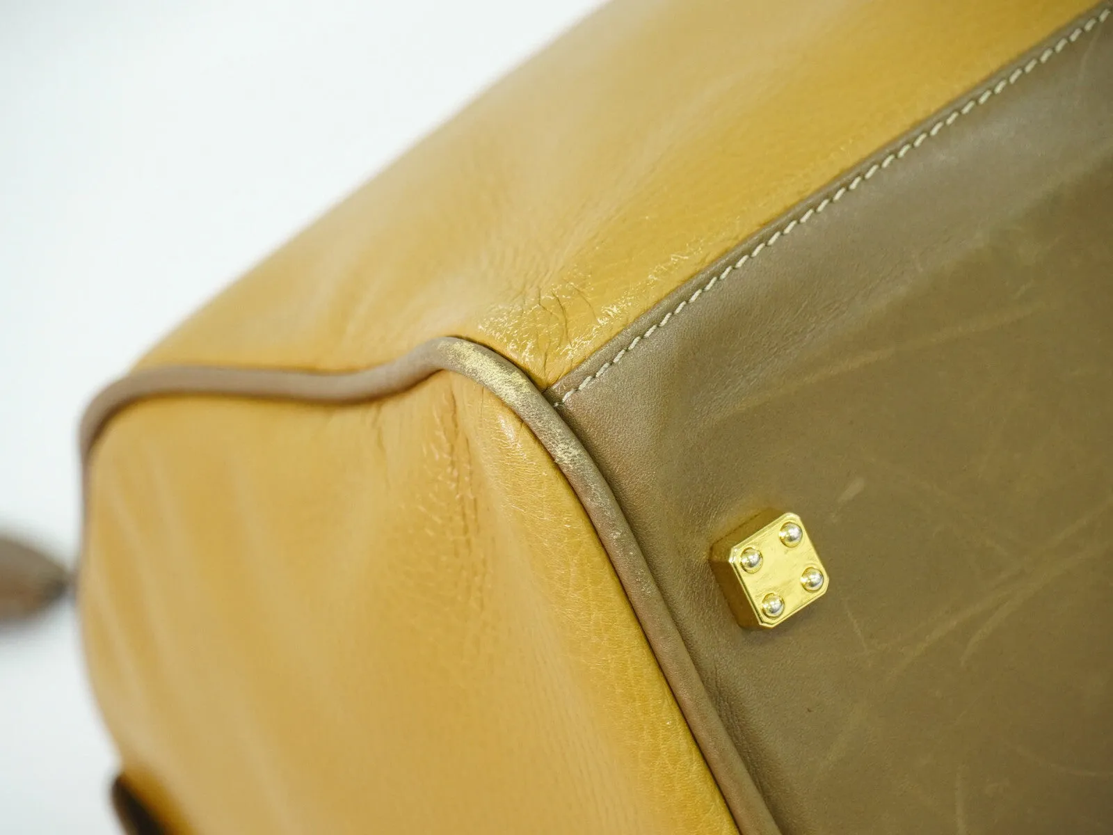Loewe Amazona Leather Travel Bag (Pre-Owned)