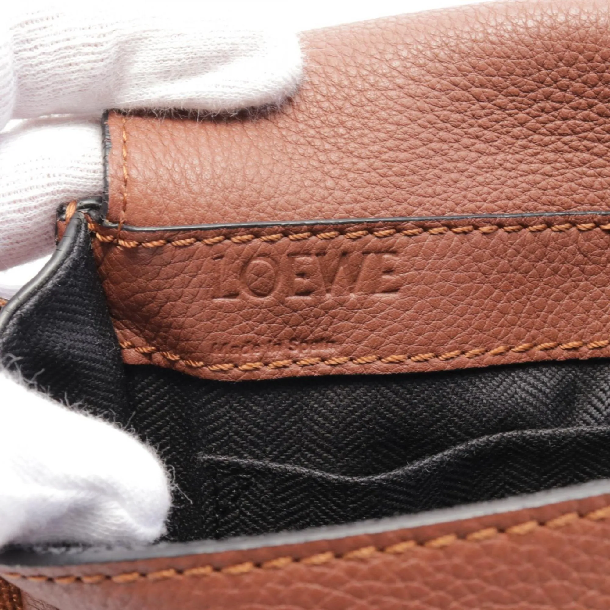 Loewe Leather Fanny Pack (Pre-Owned)
