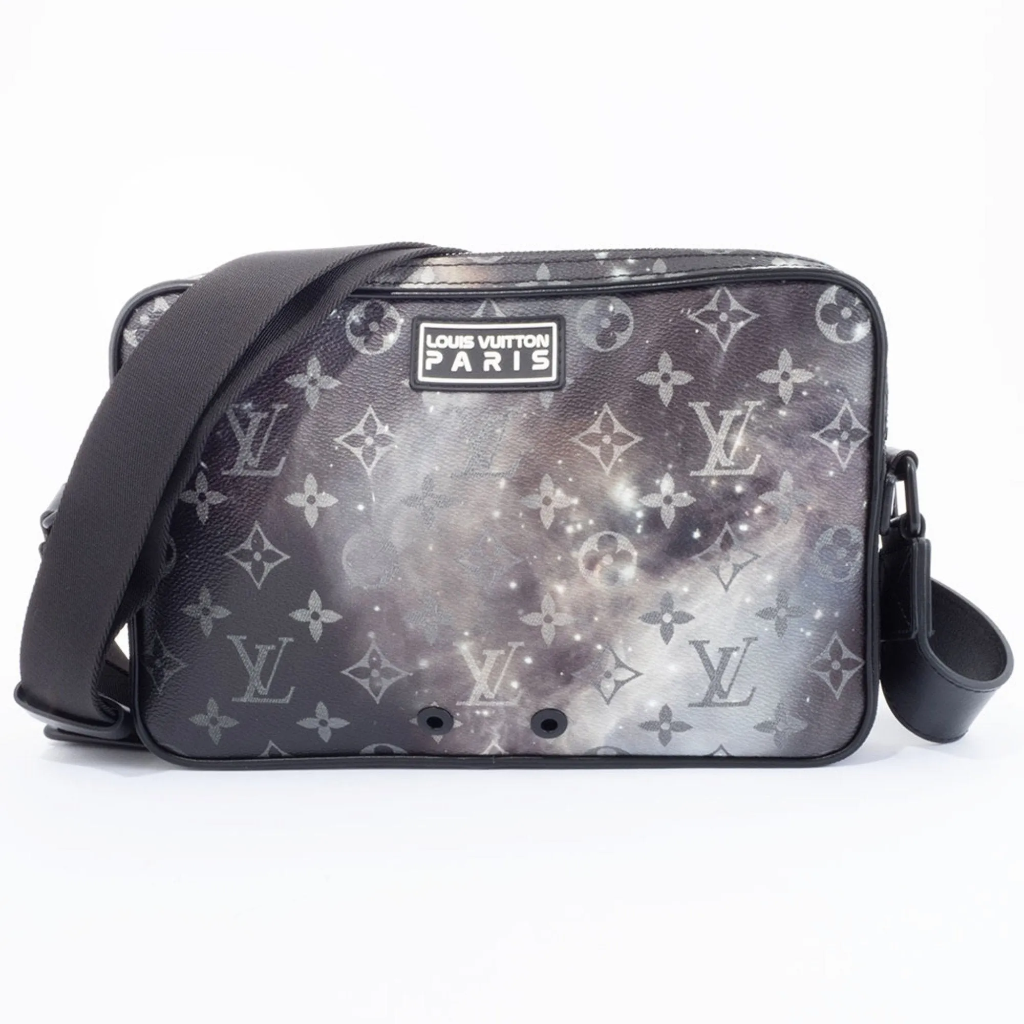 Louis Vuitton Canvas Shoulder Bag (Pre-Owned)