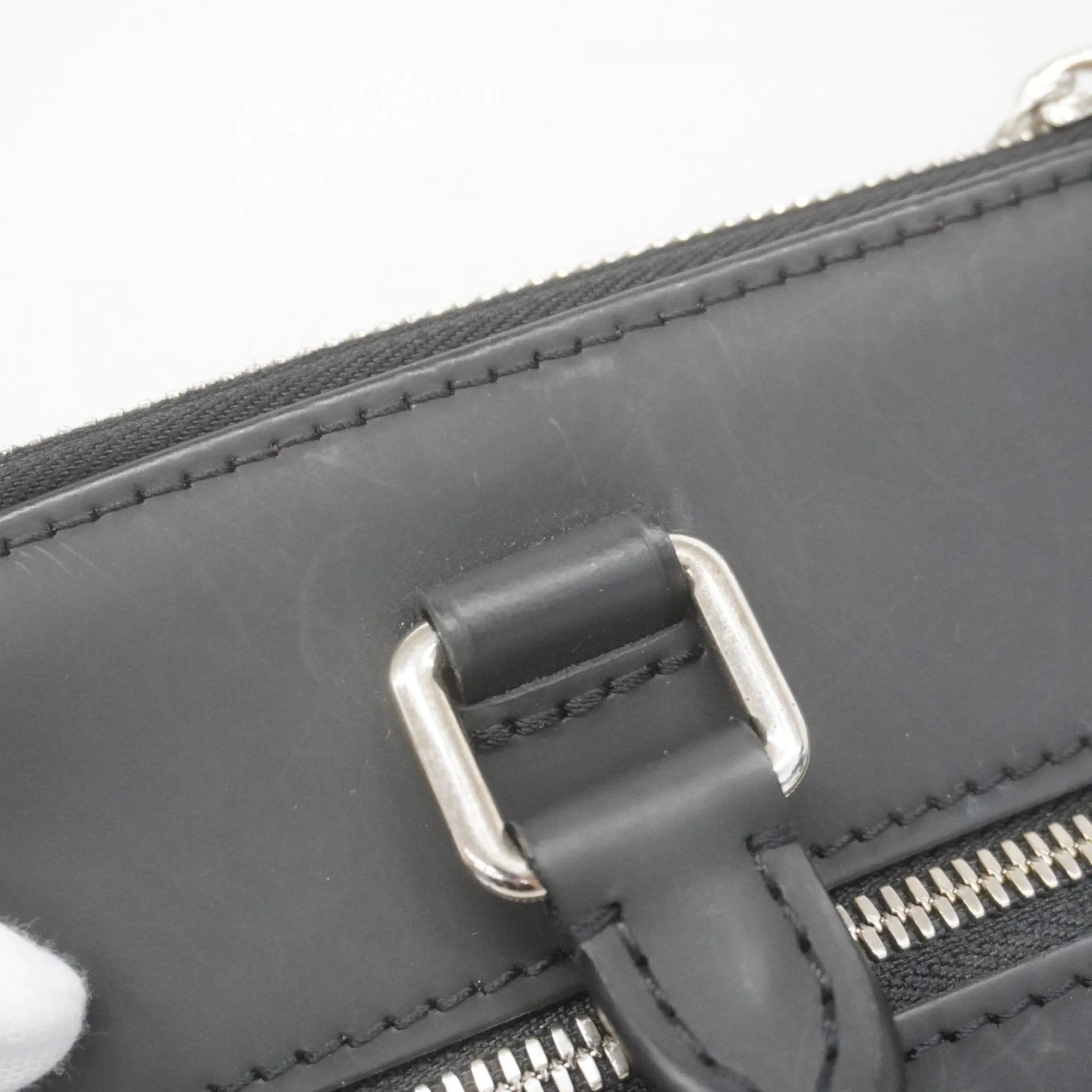 Louis Vuitton  Handbag (Pre-Owned)