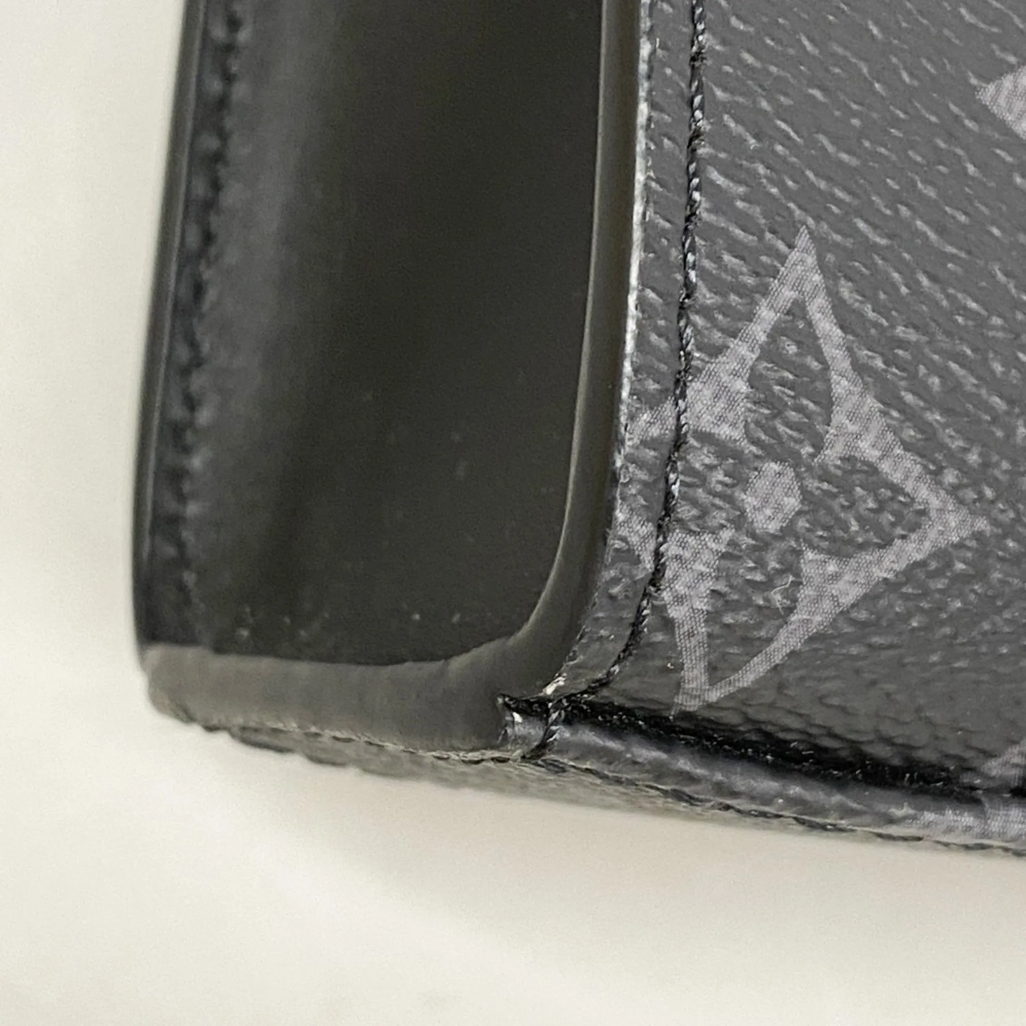 Louis Vuitton Handbag (Pre-Owned)