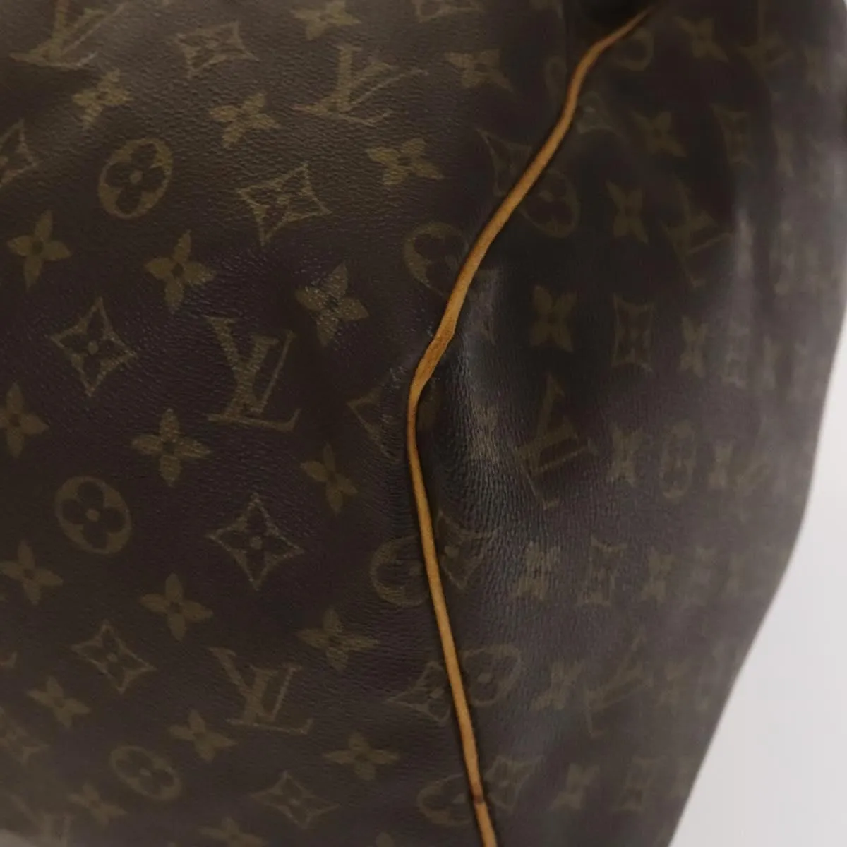 Louis Vuitton Keepall 55 Canvas Travel Bag (Pre-Owned)