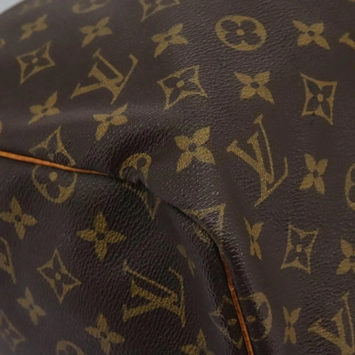 Louis Vuitton Keepall 55 Canvas Travel Bag (Pre-Owned)
