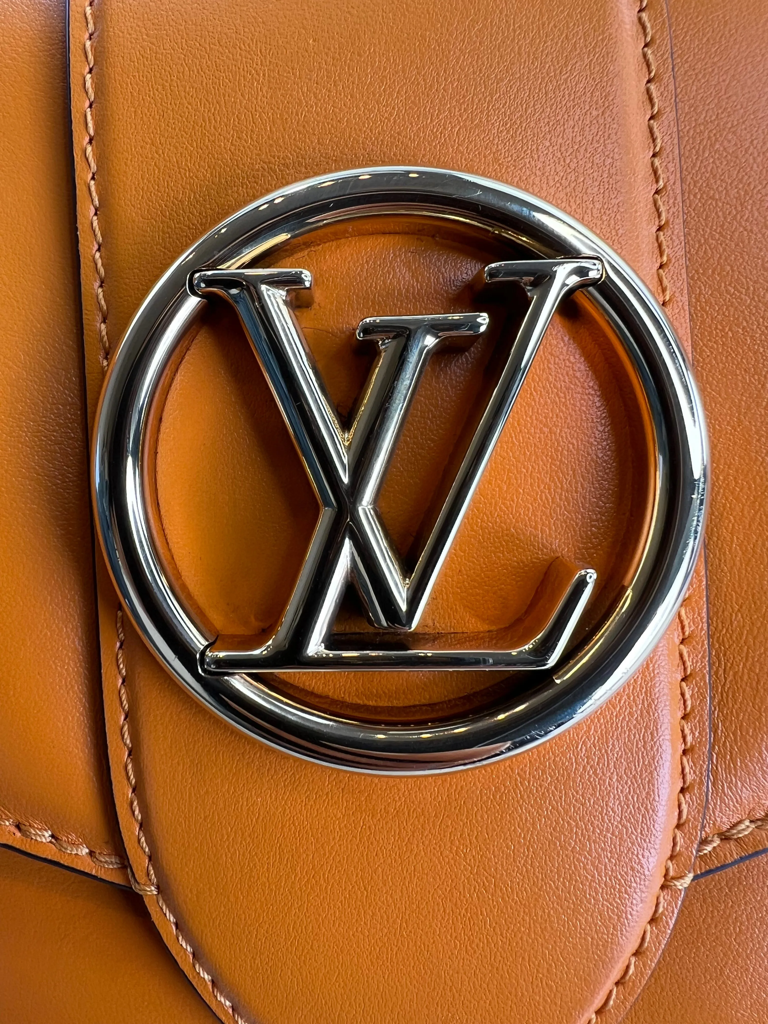 Louis Vuitton Light Tan Leather Sac A Main Point 9 Crossbody