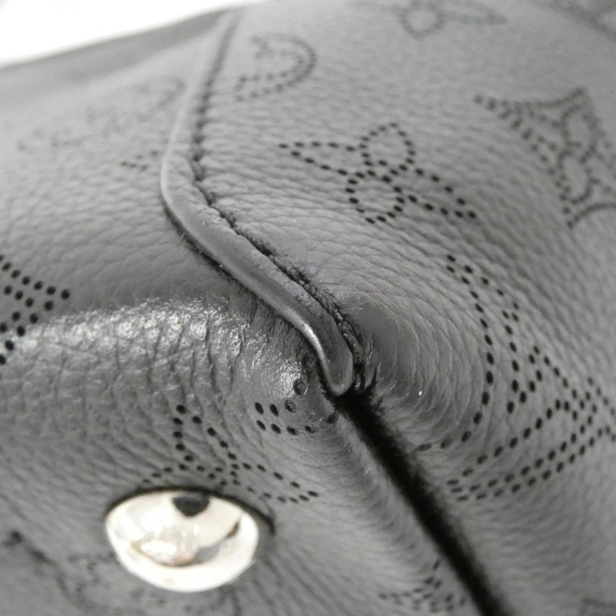 Louis Vuitton Mahina Mahina Leather Handbag (Pre-Owned)