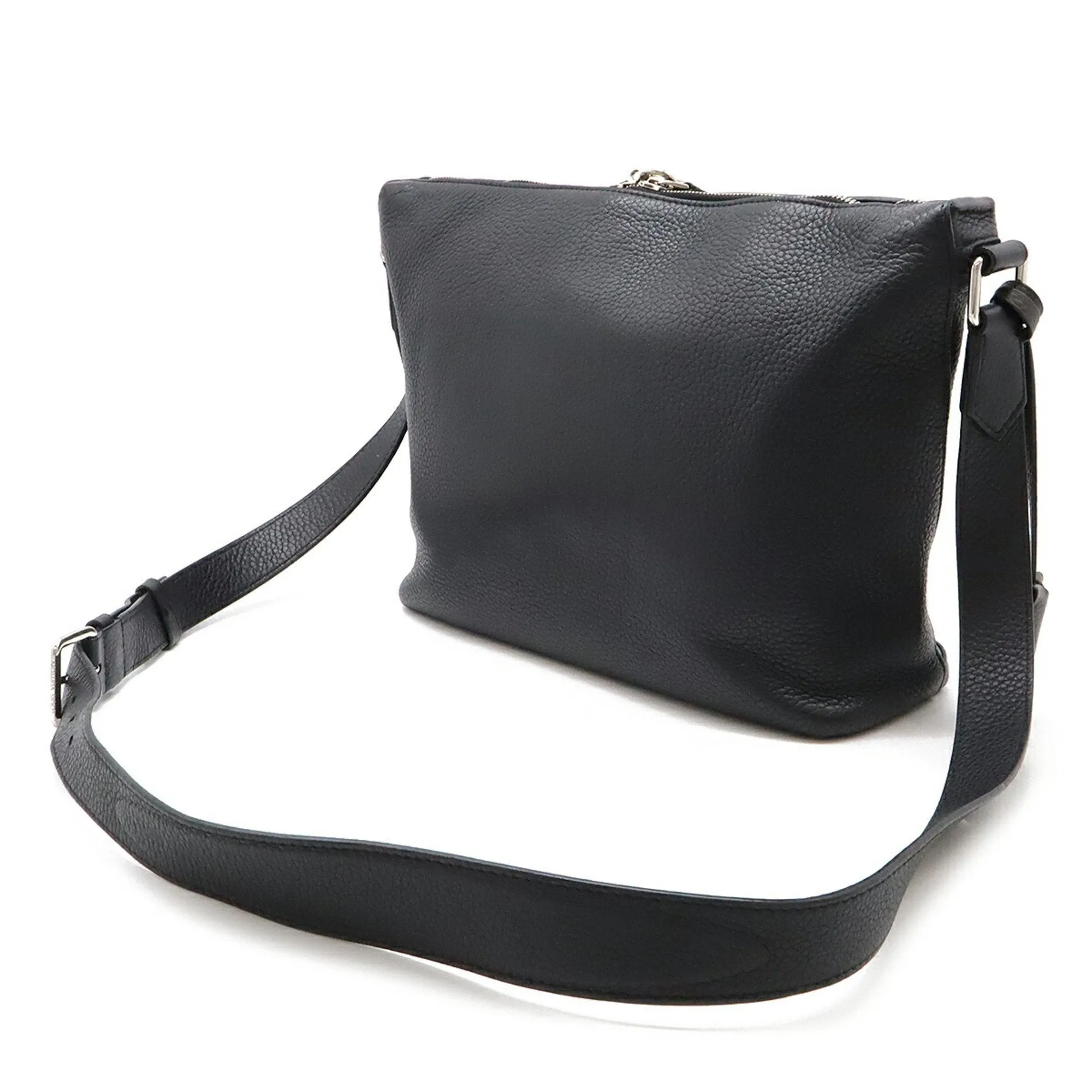 Louis Vuitton Noir Leather Shoulder Bag (Pre-Owned)