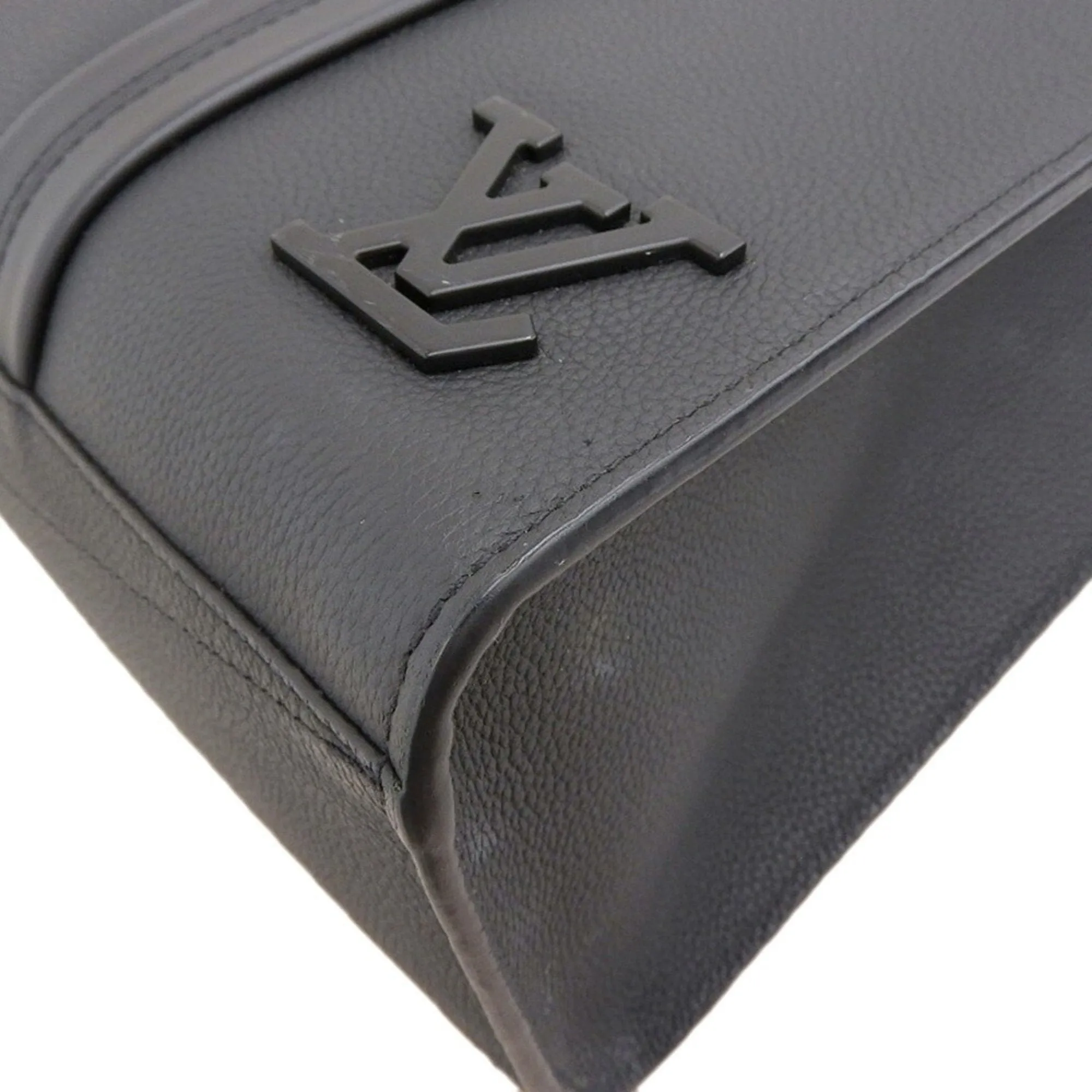 Louis Vuitton Noir Leather Tote Bag (Pre-Owned)