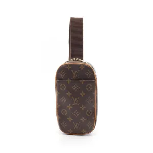 Louis Vuitton Pvc Coated Canvas Leather Fanny Pack (Pre-Owned)