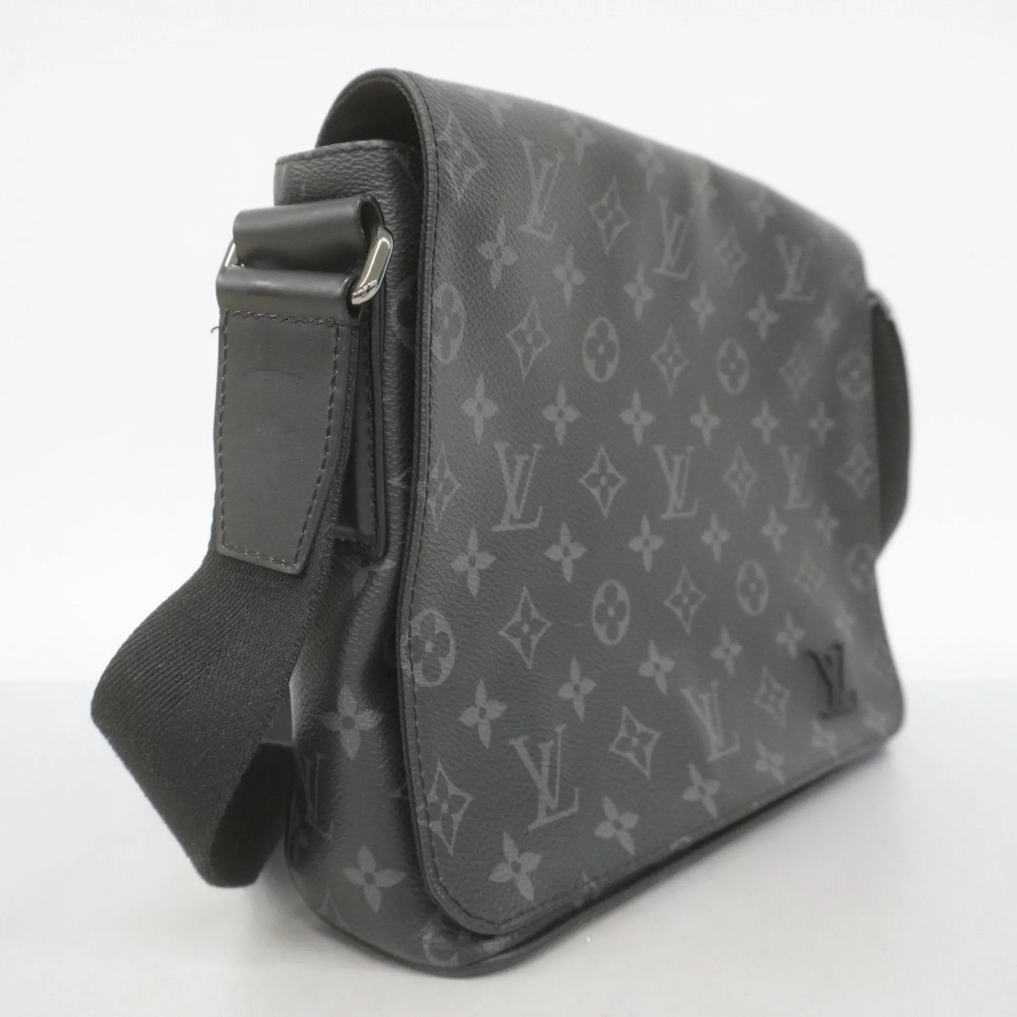 Louis Vuitton Shoulder Bag (Pre-Owned)