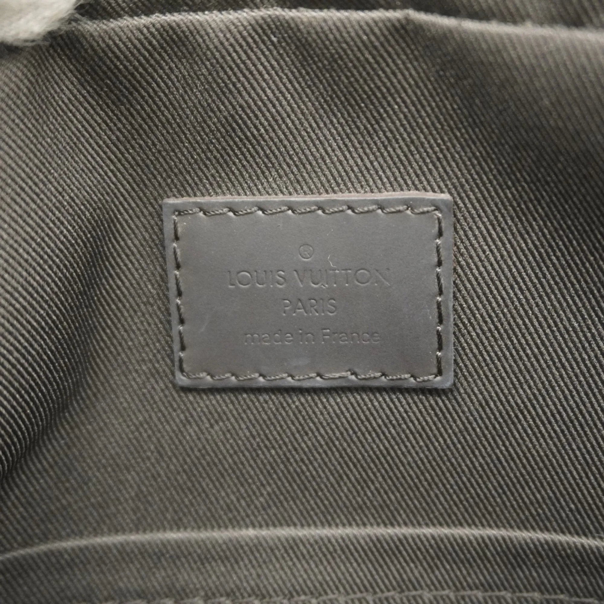 Louis Vuitton Shoulder Bag (Pre-Owned)