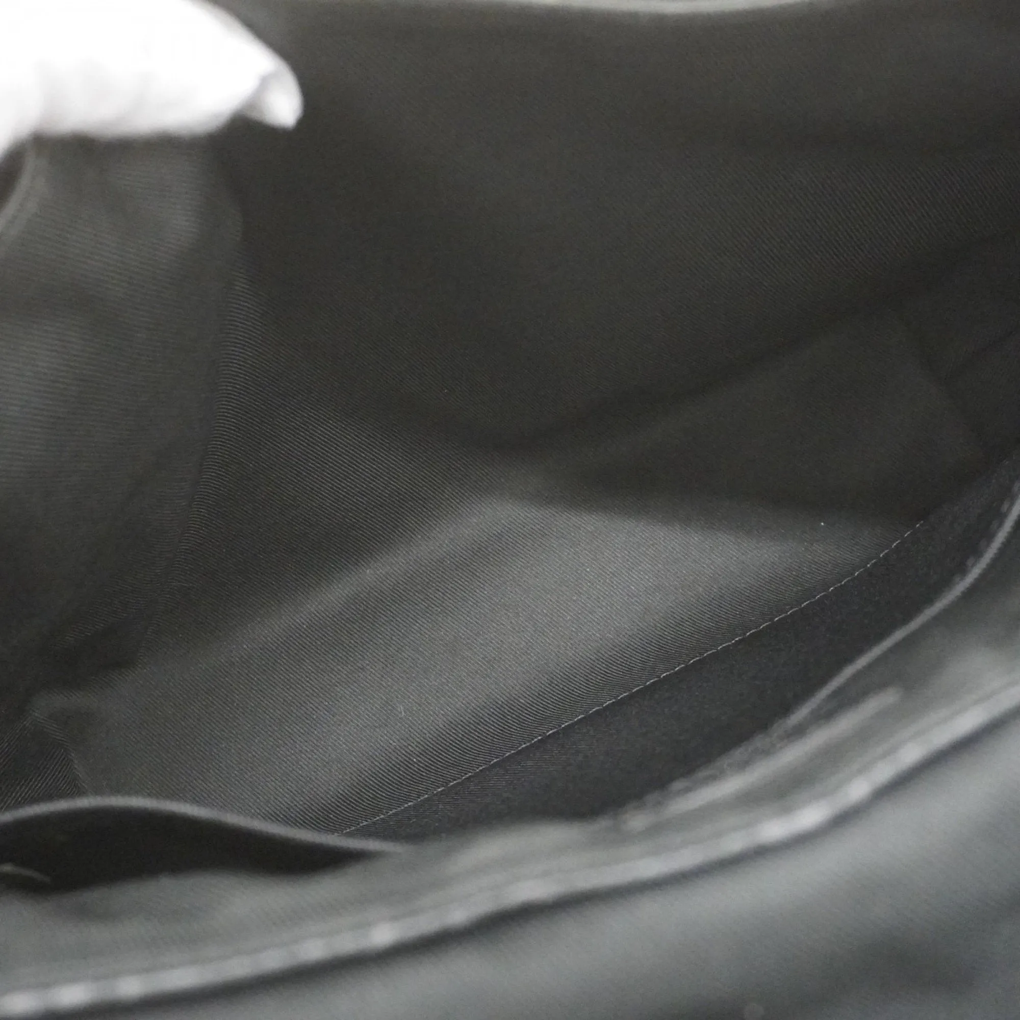 Louis Vuitton Shoulder Bag (Pre-Owned)