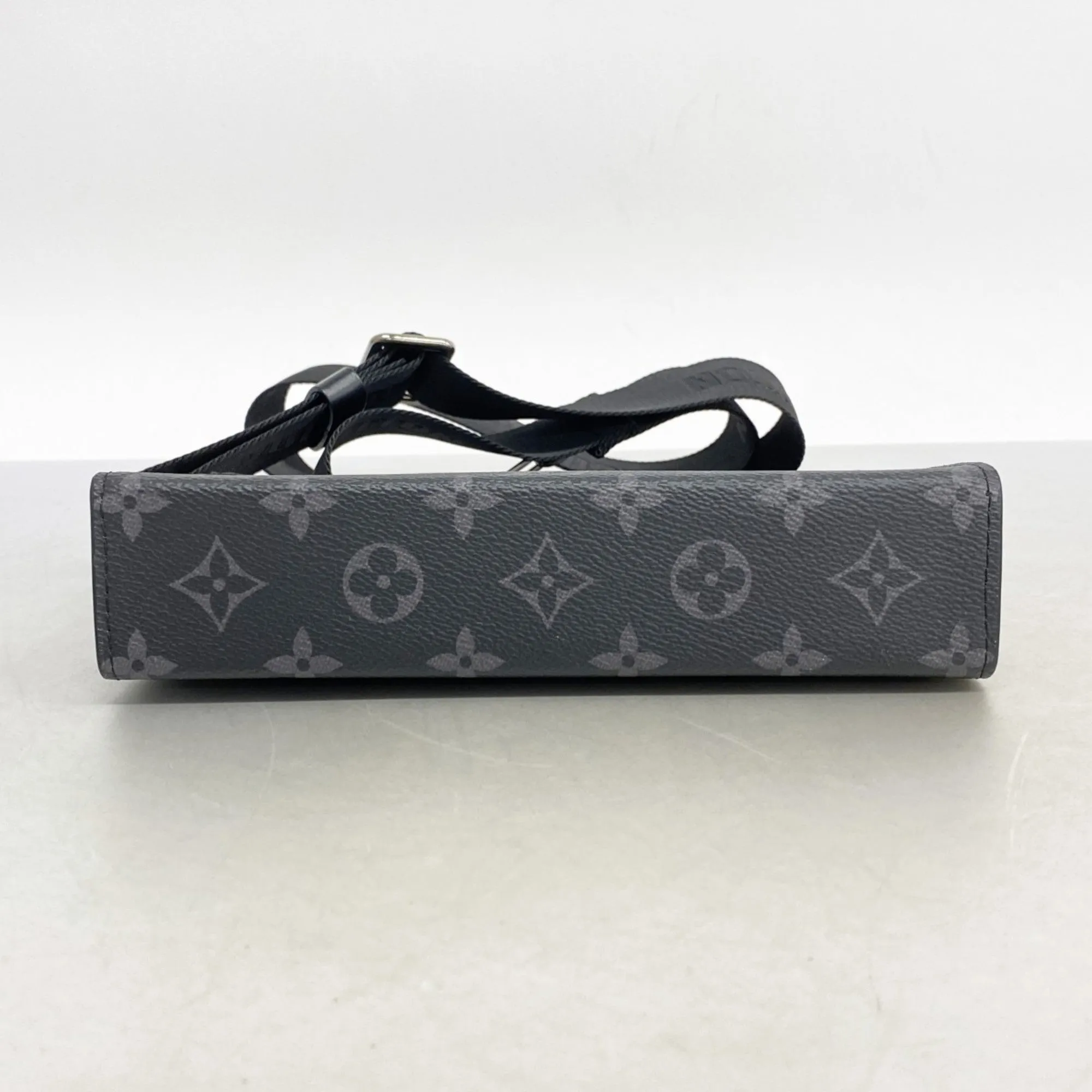 Louis Vuitton  Shoulder Bag (Pre-Owned)