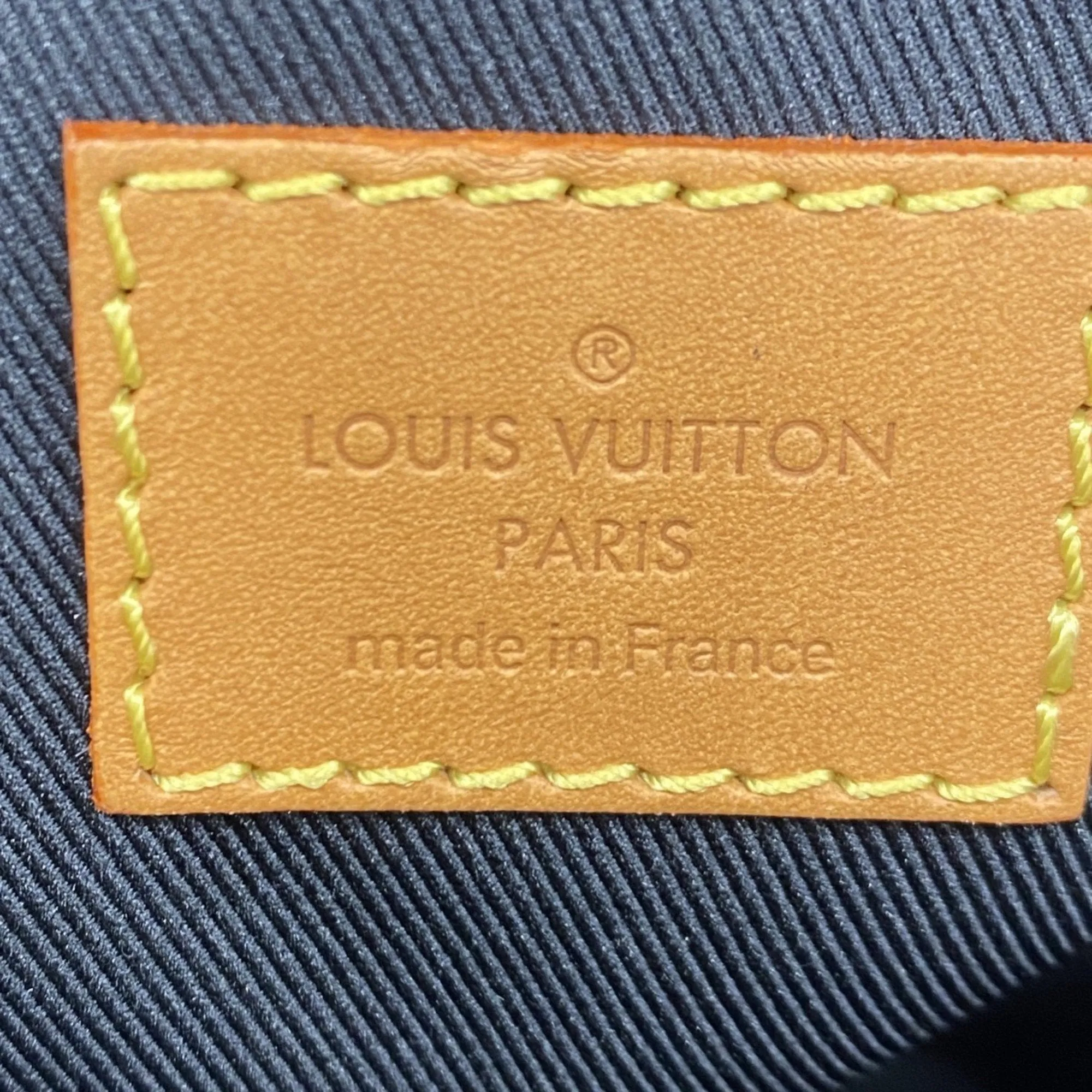 Louis Vuitton Shoulder Bag (Pre-Owned)