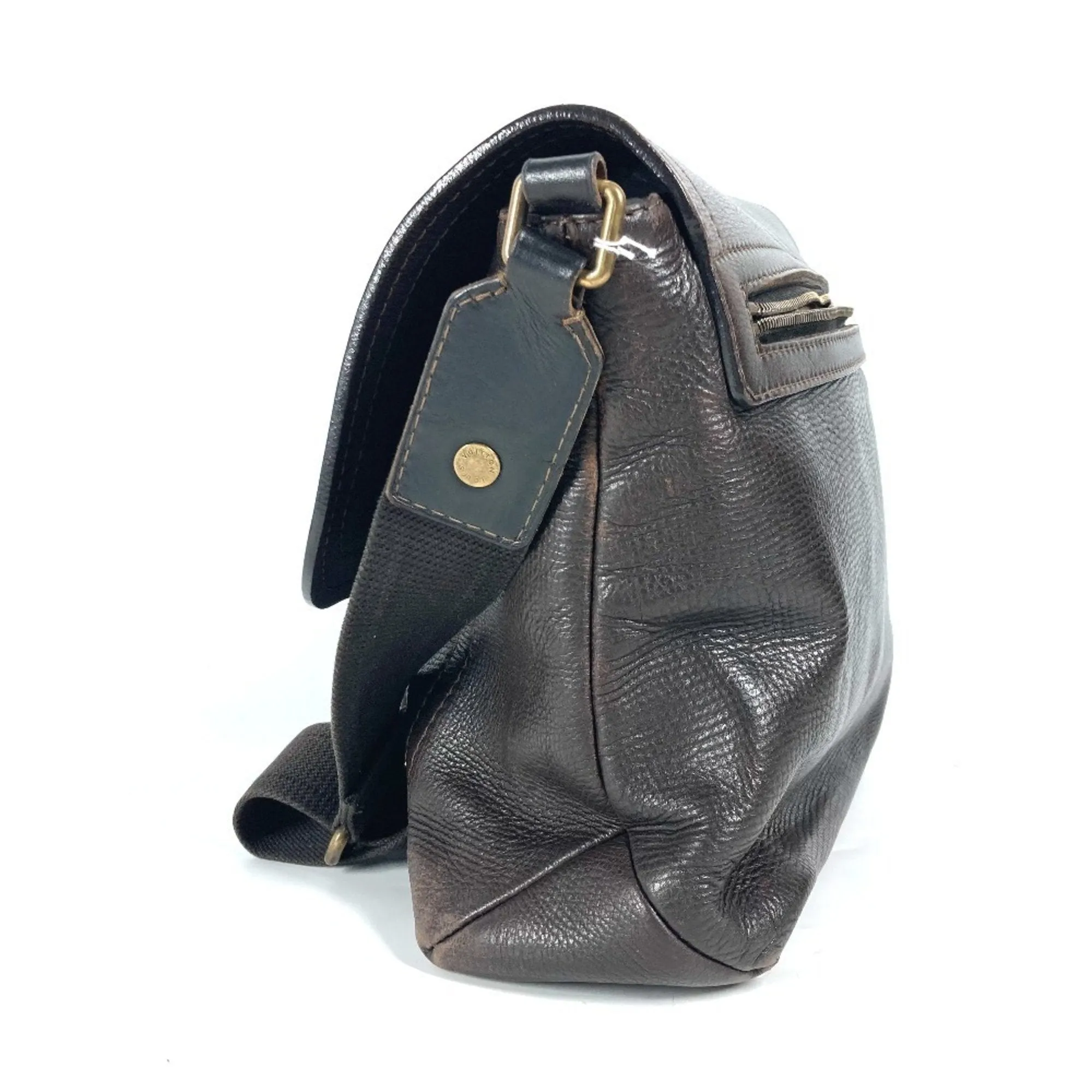 Louis Vuitton Utah Leather Messenger Bag Shoulder Bag (Pre-Owned)
