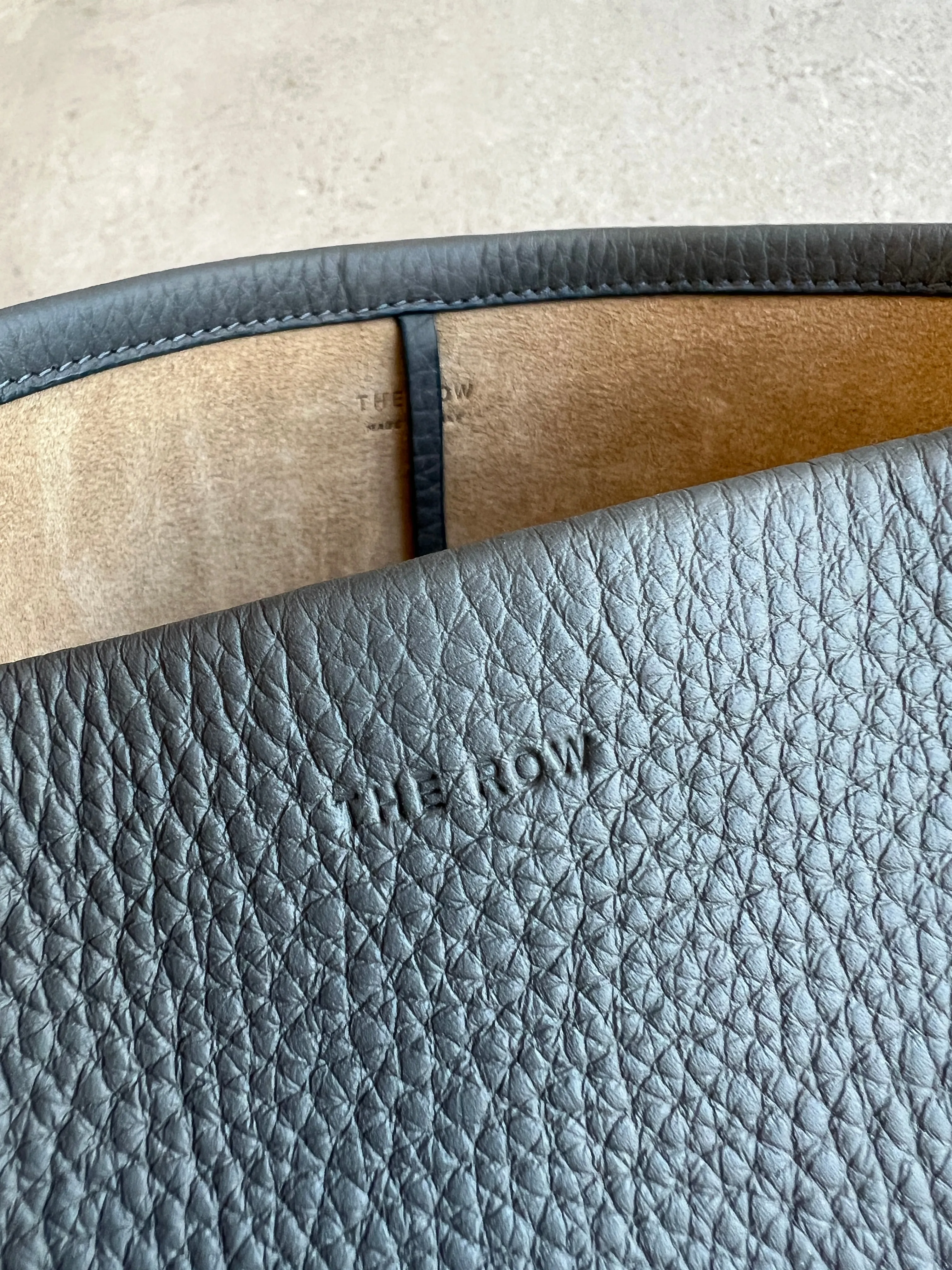 Park Tote N/S Small, Grained, Timouse Grey