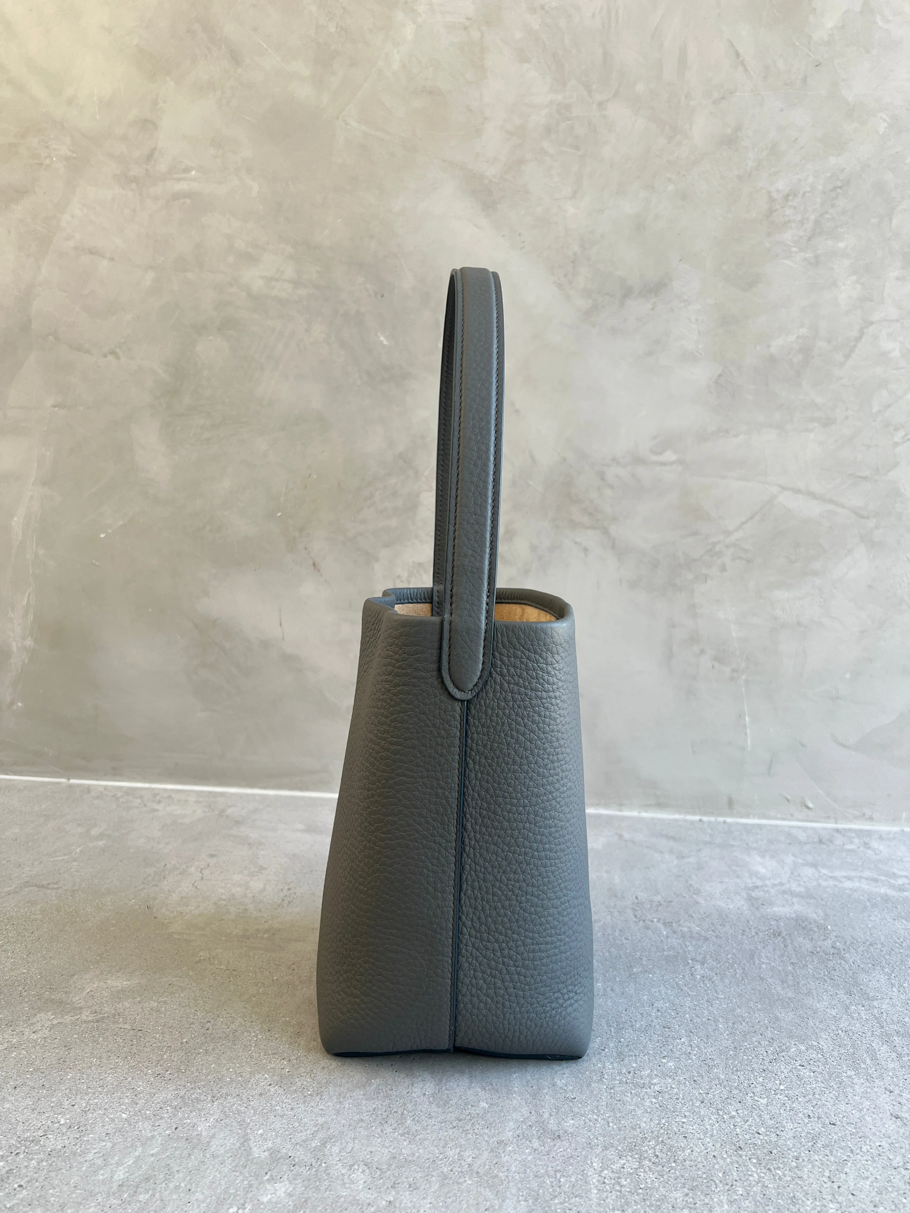 Park Tote N/S Small, Grained, Timouse Grey