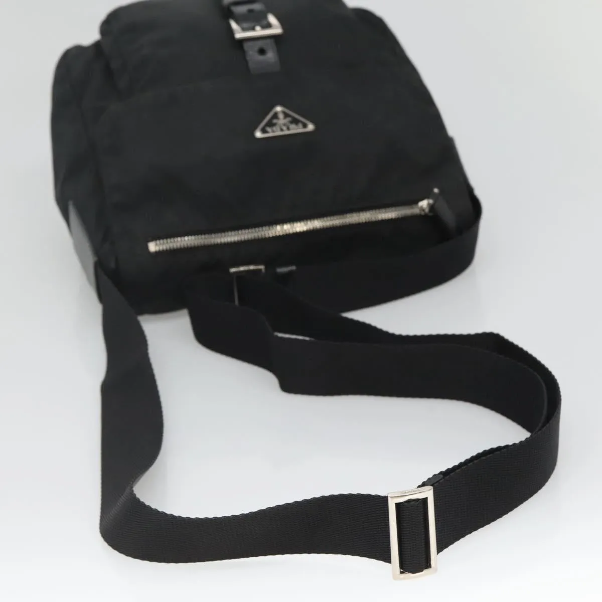 Prada Re-Nylon Synthetic Shoulder Bag (Pre-Owned)