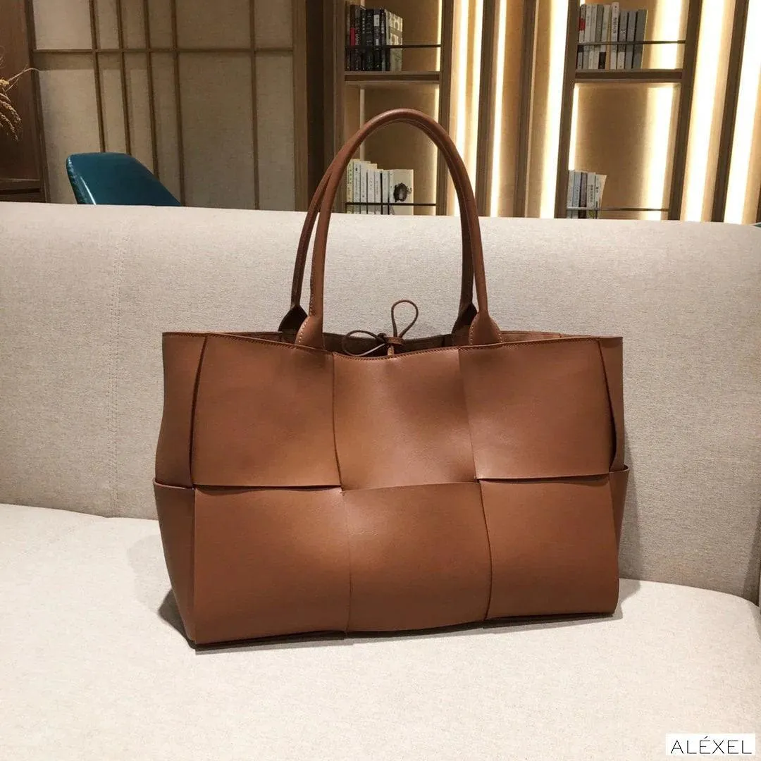 Quilted Large Leather Tote Bag, Minimalist Top Handle Bag, Elegant Convertible Shoulder Bag, Classic Style Soft Leather Work Bag
