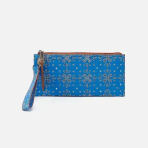 Vida Wristlet In Coated Canvas - Blue Journey Bandana