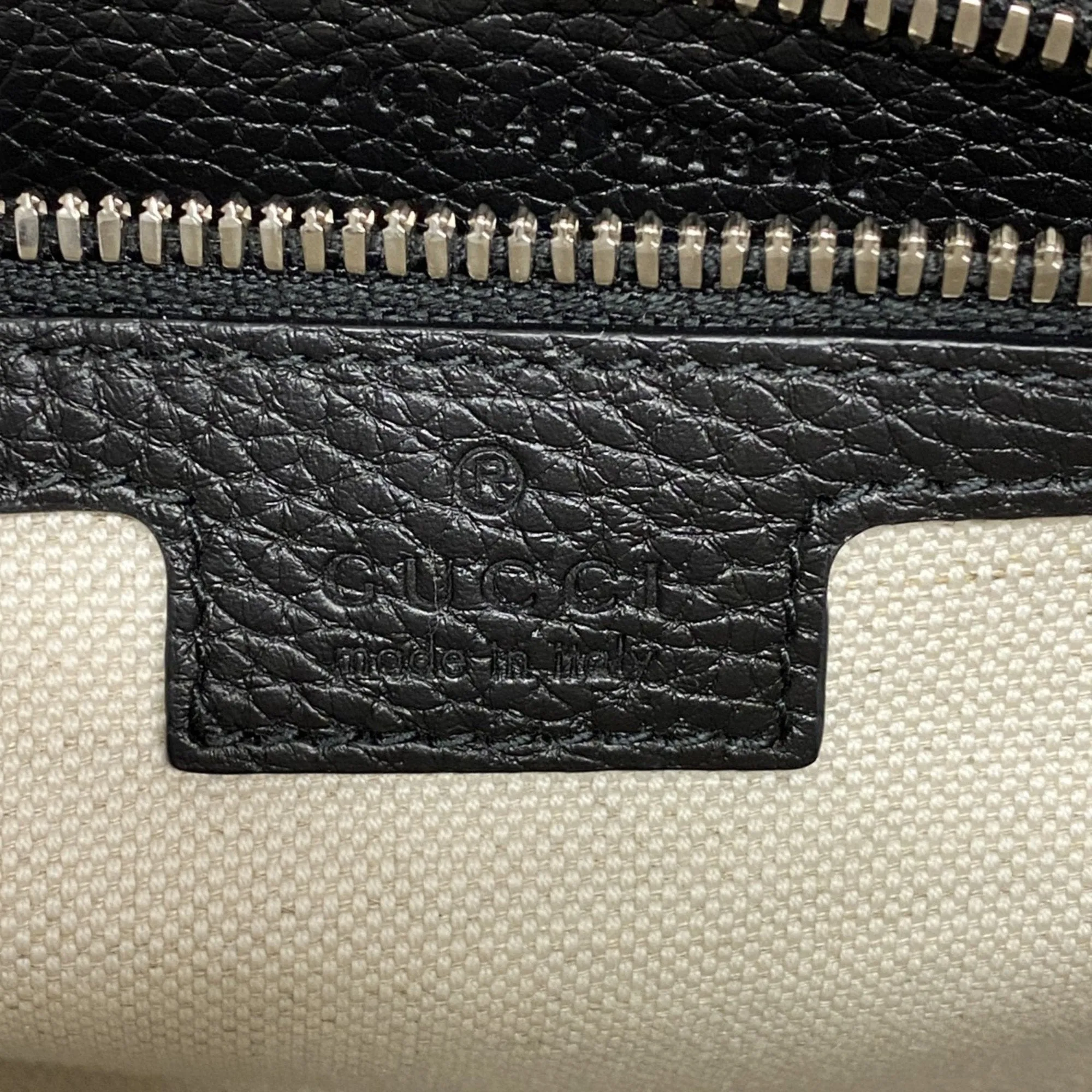 Gucci Leather Shoulder Bag (Pre-Owned)