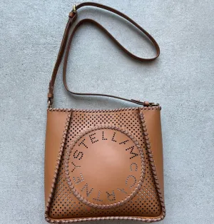 Logo Hobo Perforated, Cuoio