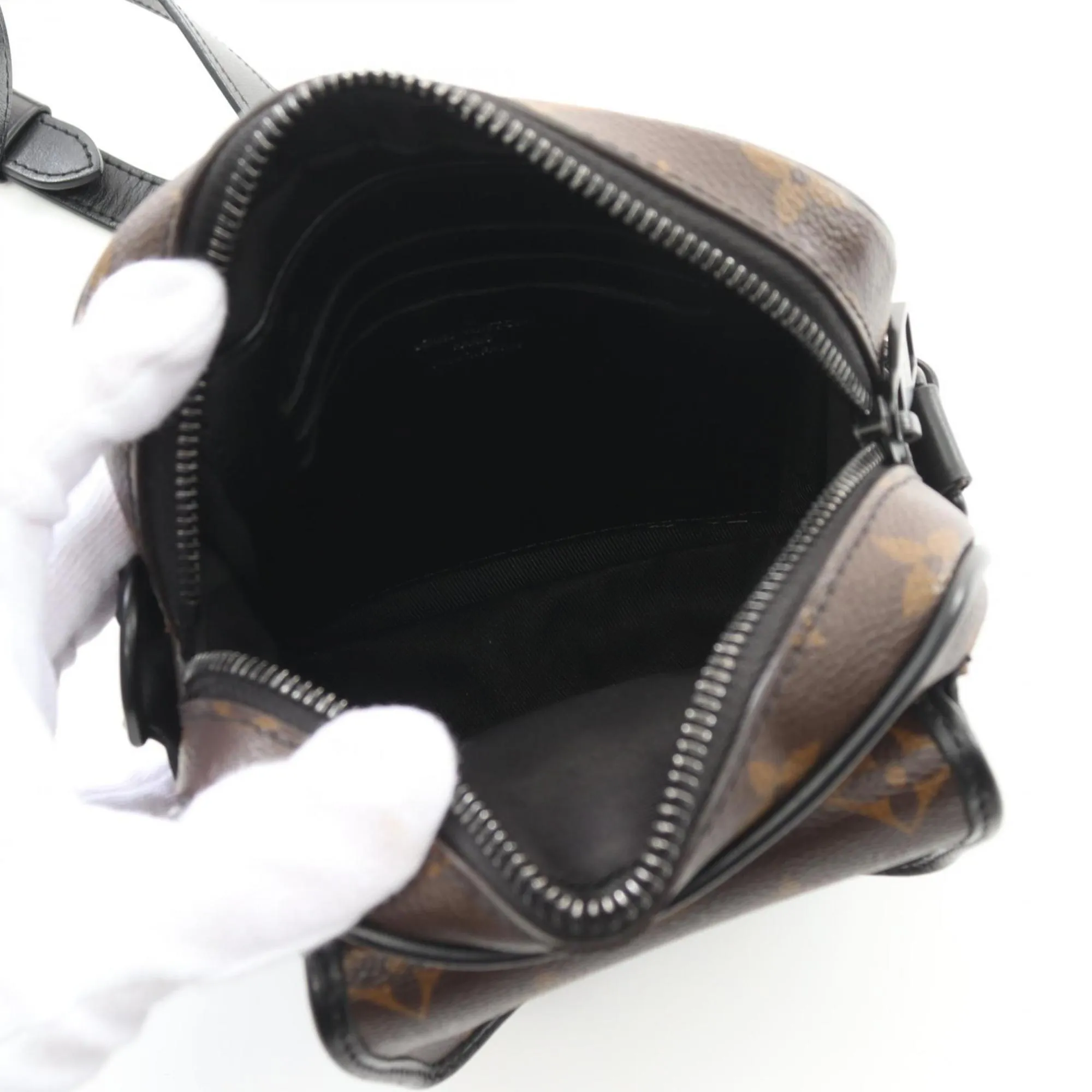 Louis Vuitton  Coated Canvas Leather Shoulder Bag (Pre-Owned)