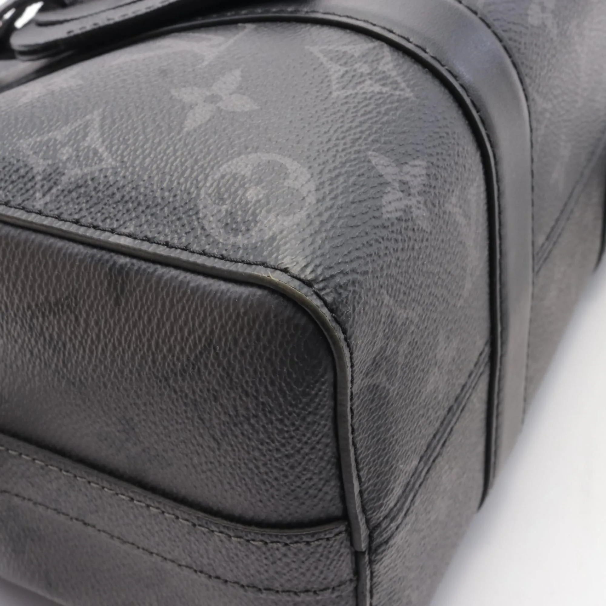 Louis Vuitton  Coated Canvas Monogram Eclipse Pvc Leather Shoulder Bag (Pre-Owned)
