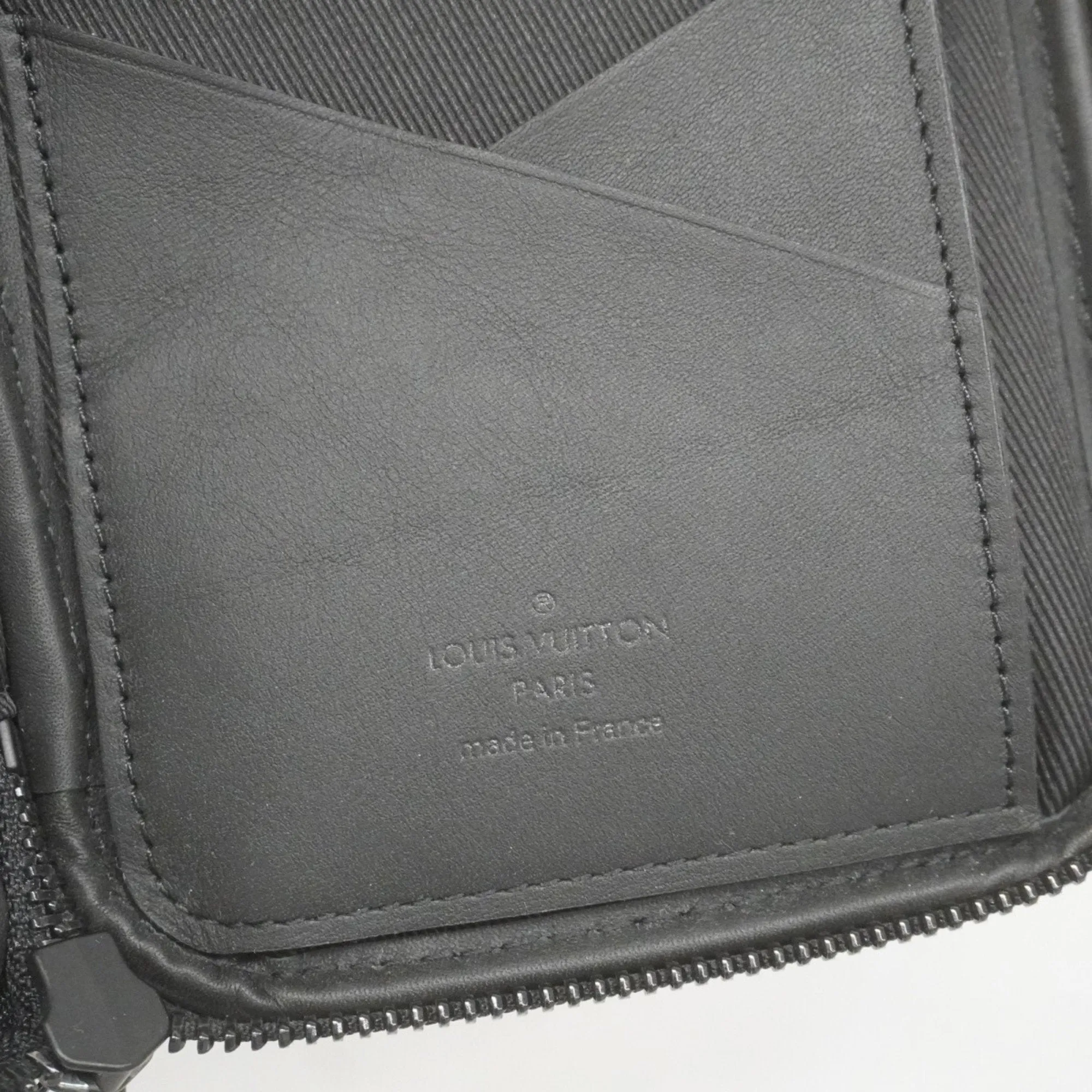 Louis Vuitton Shoulder Bag (Pre-Owned)