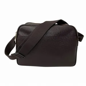 Louis Vuitton Taiga Leather Shoulder Bag (Pre-Owned)
