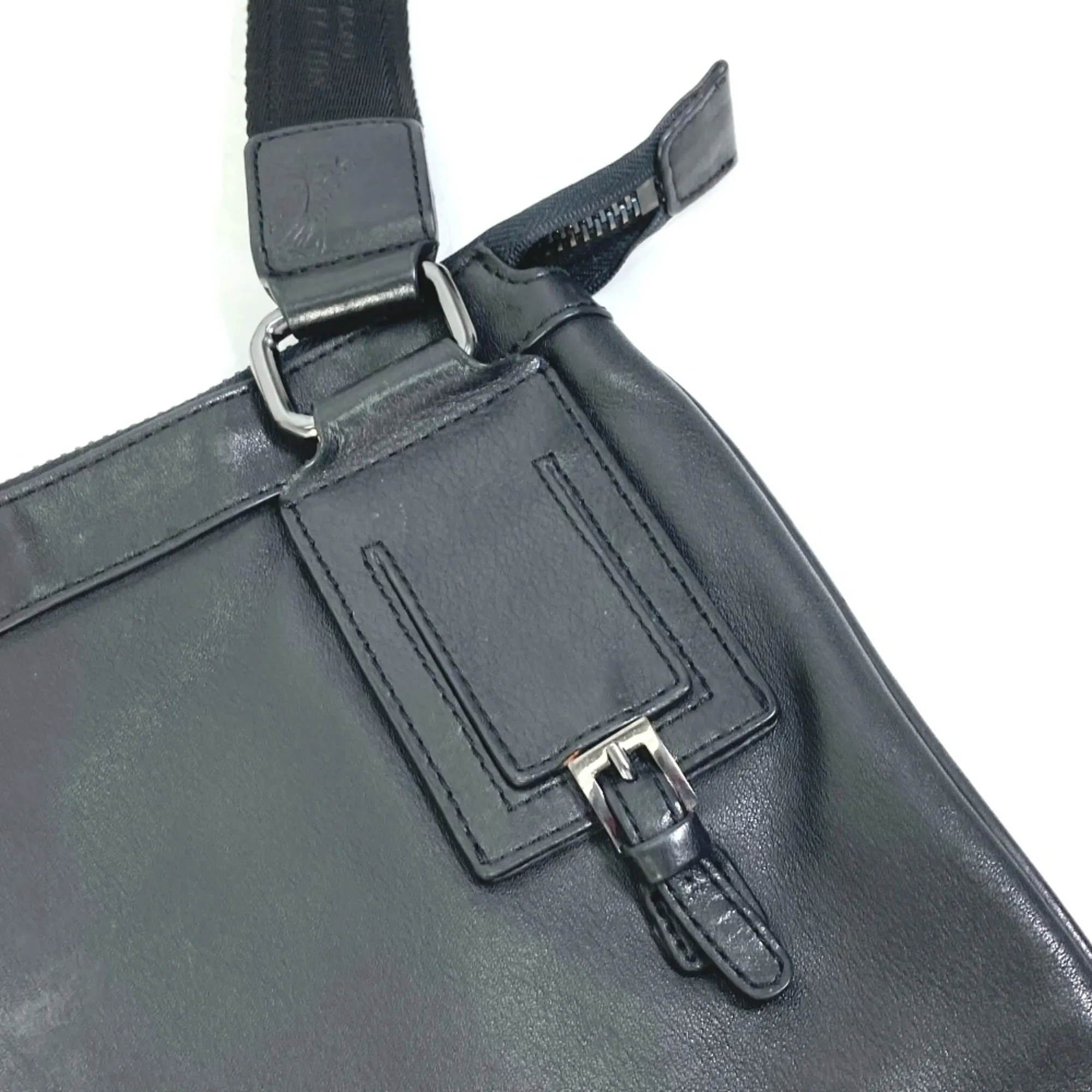 Versace  Leather Shoulder Bag (Pre-Owned)